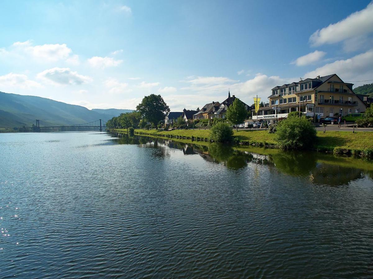 Bed and Breakfast Sonnenuhr Bernkastel-Kues Exterior foto